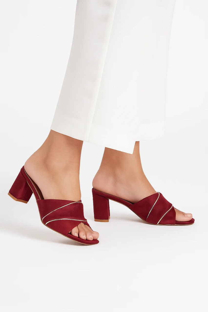 Chic Metallic Sandals (Block heels)